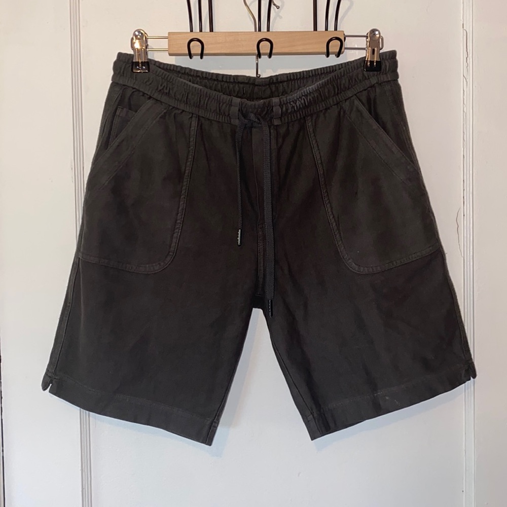 Athleta Far All On Bermudas Shorts athletic and casual with drawstring waistband